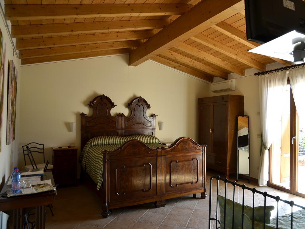 Canneto sull'Oglio 9 Muse Bed And Breakfast מראה חיצוני תמונה