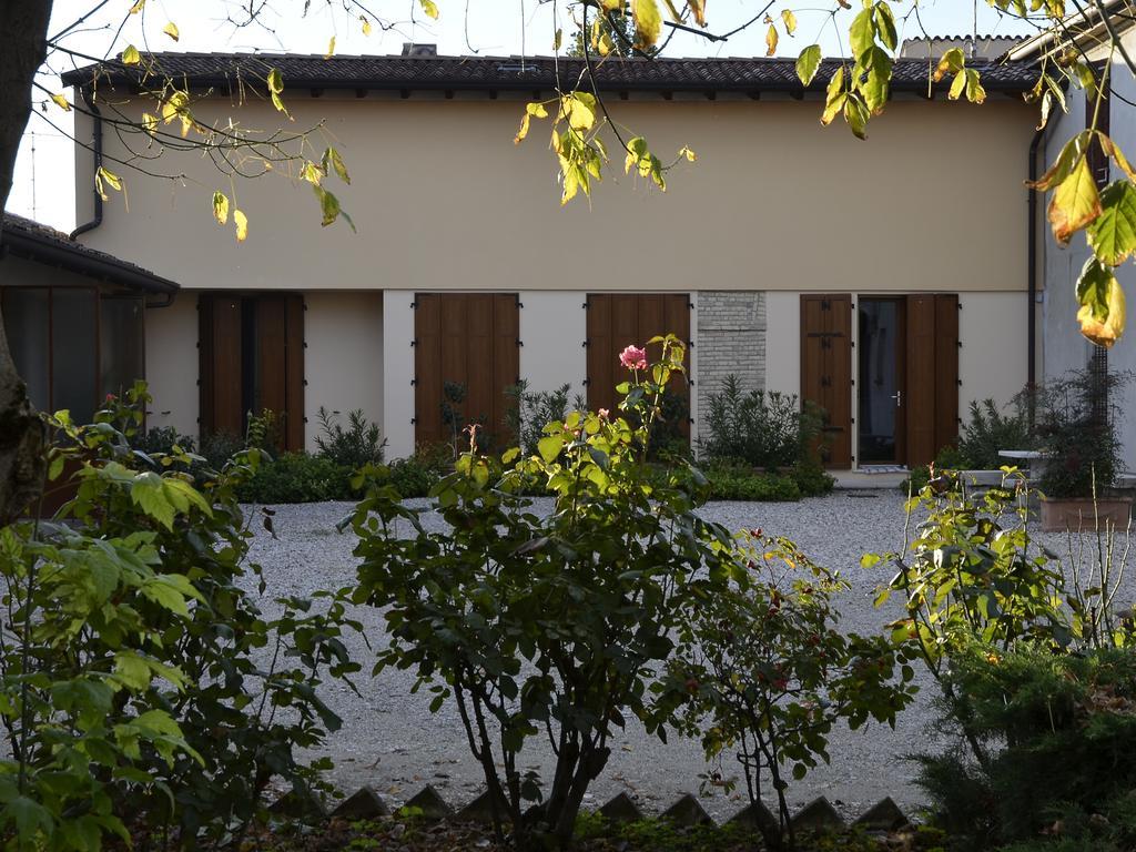 Canneto sull'Oglio 9 Muse Bed And Breakfast מראה חיצוני תמונה