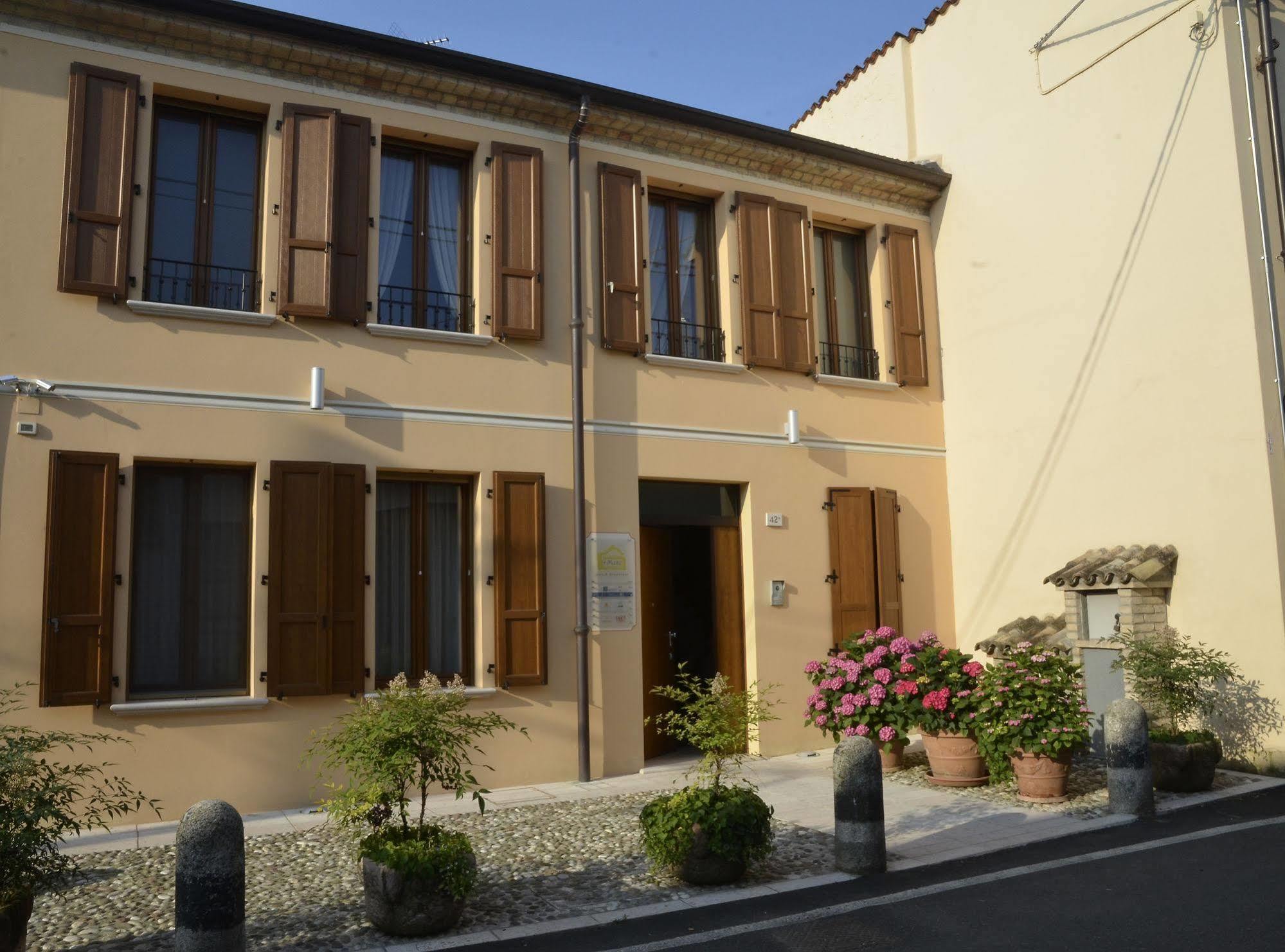 Canneto sull'Oglio 9 Muse Bed And Breakfast מראה חיצוני תמונה