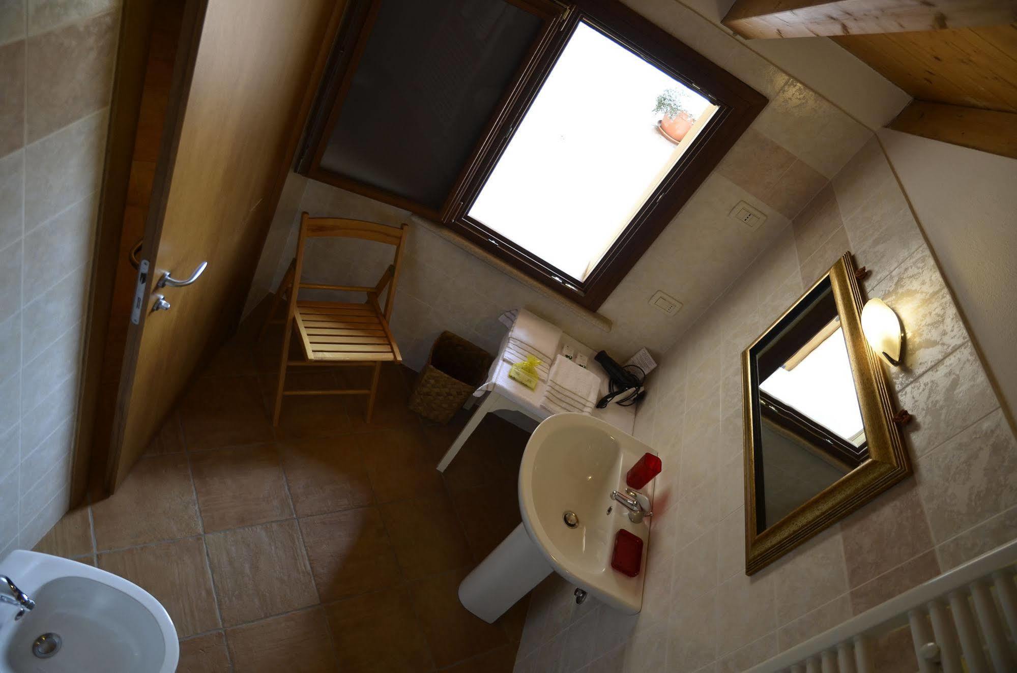 Canneto sull'Oglio 9 Muse Bed And Breakfast מראה חיצוני תמונה