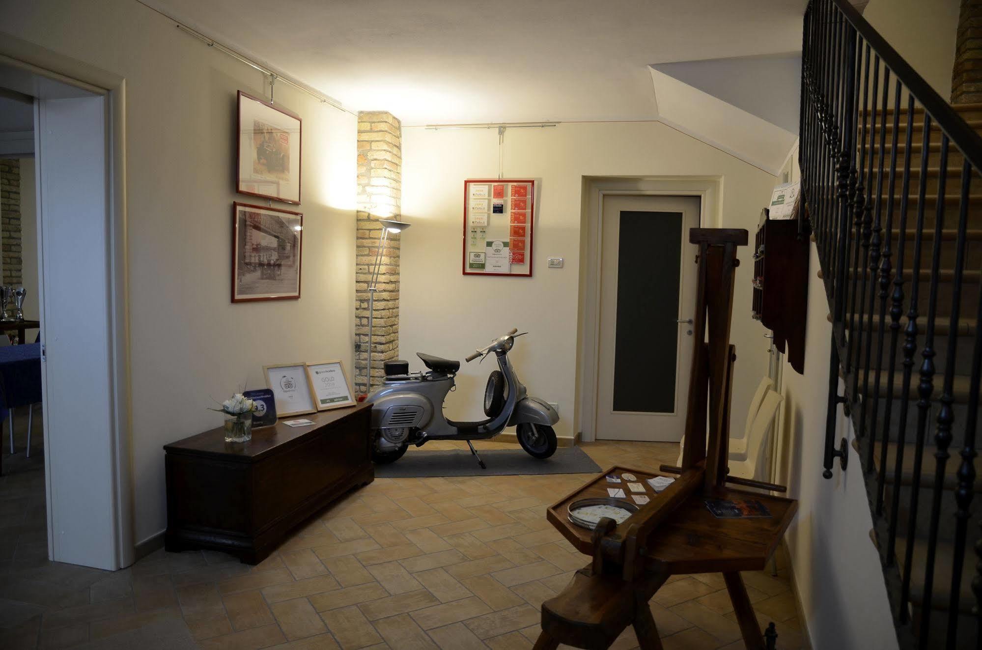 Canneto sull'Oglio 9 Muse Bed And Breakfast מראה חיצוני תמונה