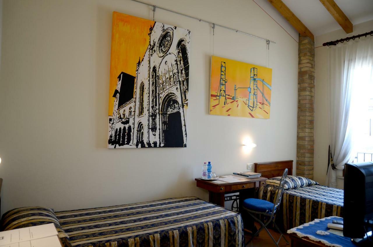 Canneto sull'Oglio 9 Muse Bed And Breakfast מראה חיצוני תמונה